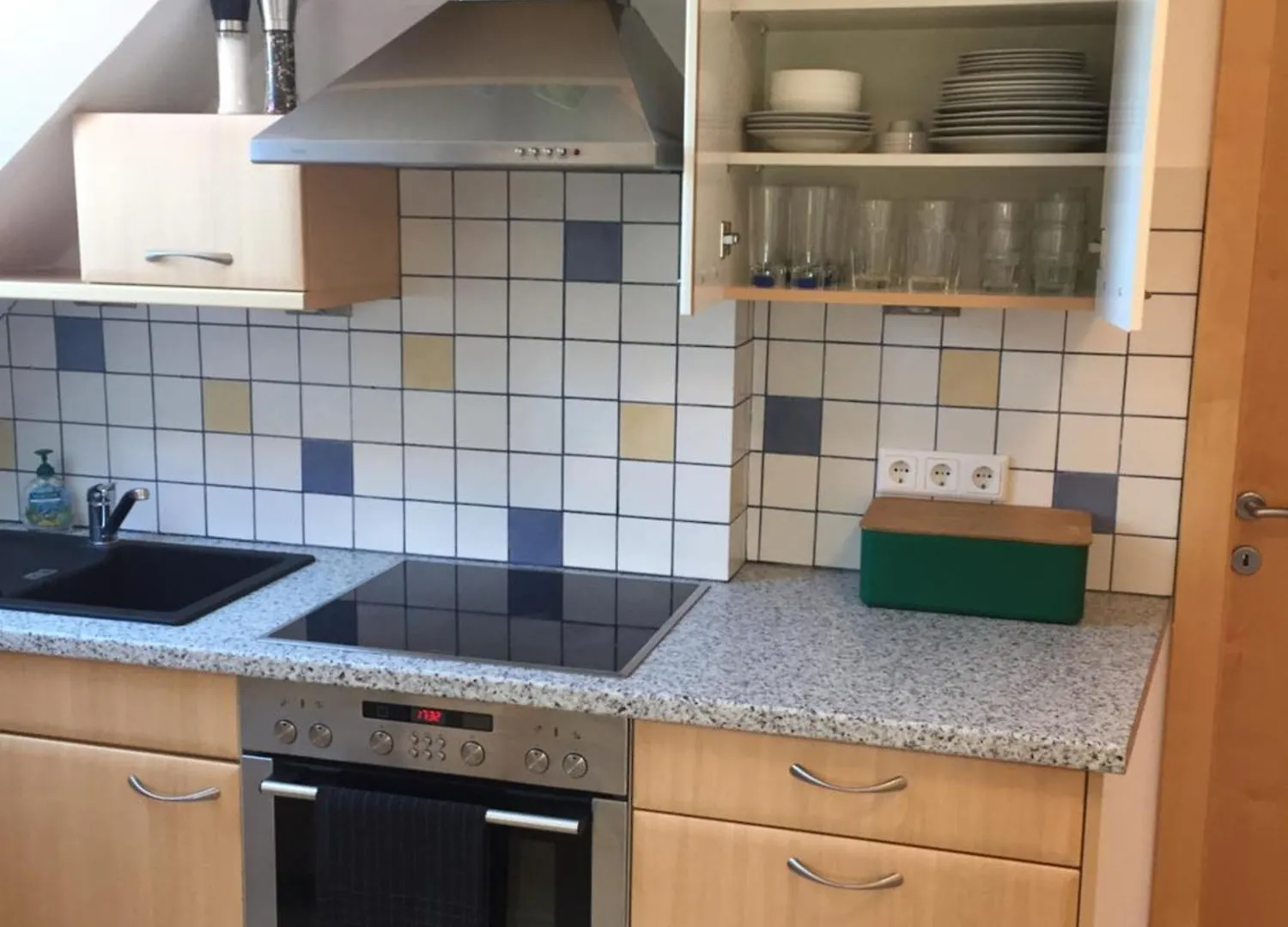Ruhige 3-Zimmer-Wohnung Am Stadtrand Mit Bergblick Salzburg Apartment